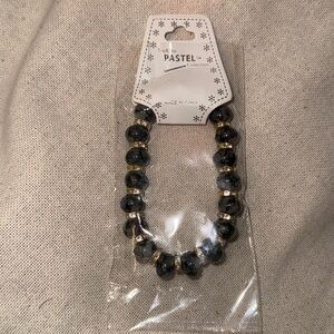 Pastels Black and Gold Beaded Bracelet
